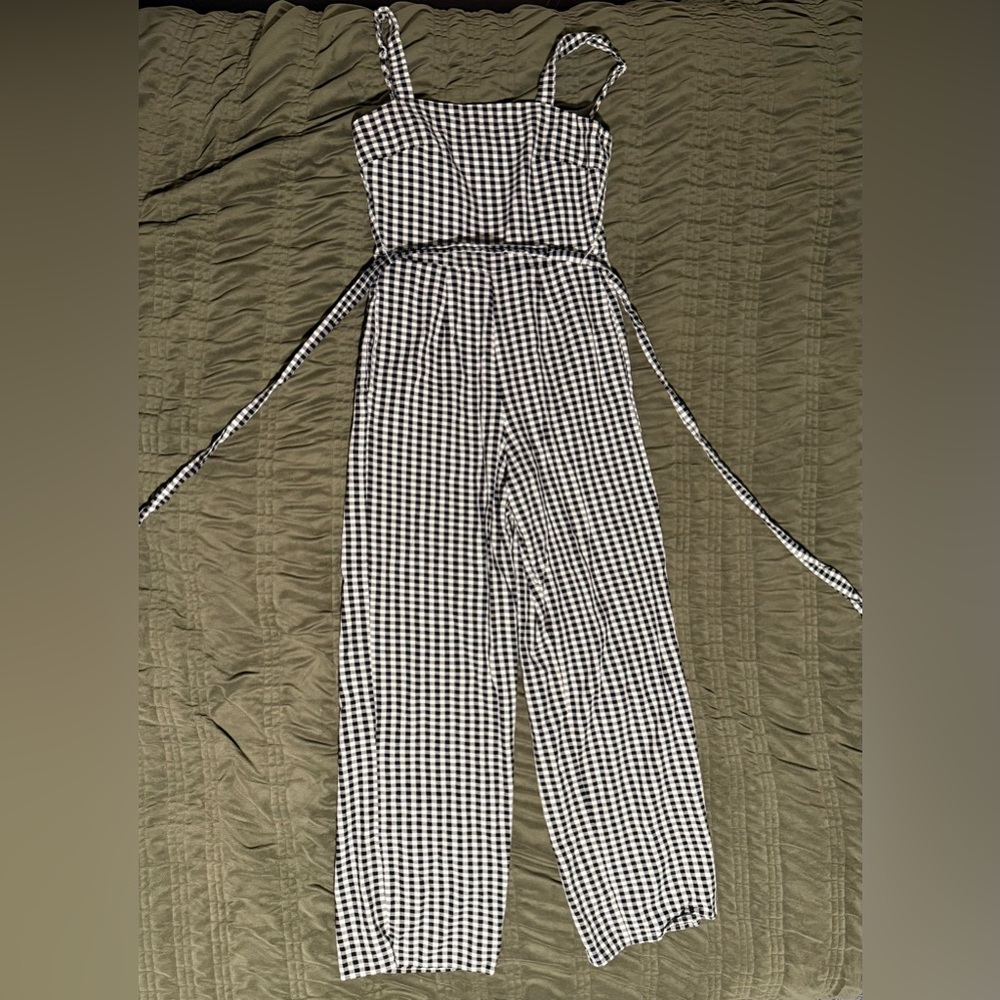 Francesca’s Black and White Jumpsuit Size Women’s XXS